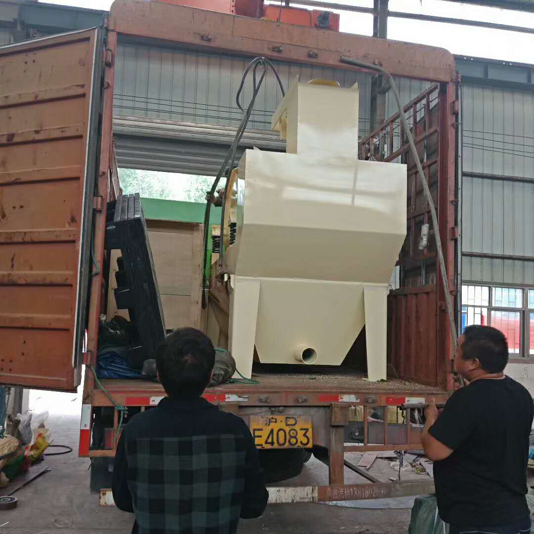 發(fā)往上海的350細(xì)砂回收機(jī)